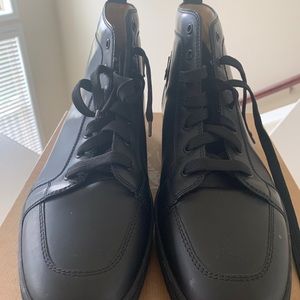 100% authentic Men’s Christian Louboutin sneakers